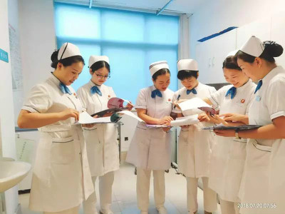 优质护理服务明星护士长 · 陈雅娟——护者匠心！